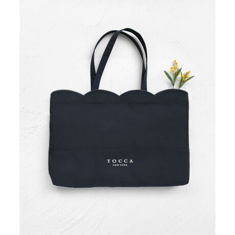 [^ԁFBOTZGW0093]2025 FALL WINTER COLLECTIOÑXJbvfBe[iŃtF~jȃTuobOBA4֗ȃTCYŁAnh̓R[g𒅂ĂƂł̗ǂɂĂ܂B{fB[ɂ͌yfނ`CXă}`͐߂̍ŏɁBŔ̂邽܂Ǝ[͂˔fUCɎdグ܂BRgXg𗘂J[ubÑ^Cv̓_ŃNXȃC[WɁAI[lCr[͊wZsȂǂɂgplFɂėC[WɂĂ܂Bʋ΁EZj[V[Ȃǂ̃TuobOƂ2X^CO͂AfC[̃CobOɂȂ邨߂̃ACełByΉẮzEA4Ήi21~31cmjFZEzi10~20cm)FZEybg{gc/i500ml):ZydlzE|PbgF1(I[v)