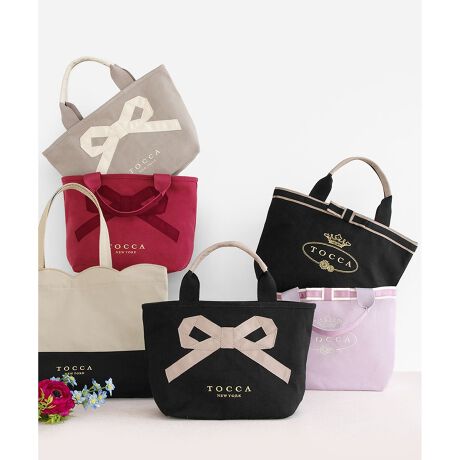 [^ԁFBOTZGW0090]2025 FALL WINTER COLLECTIONTOCCAےOO{⃍ShJg[ǵAlC̃obOEFAA[JCuRNVCXpCAꂽfUCBgvĈ悤ȃ{`[toCJ[̃fBe[ȂǁATOCCA炵tF~jőlȕ\ɂ܂B傫߂g₷TCY̓ybg{gⒷz̎[OKB`CXFɂāAfC[ʋ΂Ȃǂ܂܂ȃV[֗ŃJtɍʂĂ܂BuJvے郊{`[tɂ́A؂Ȑlւ̑ził悤ɂƂ̃bZ[W߂Ă܂BƂ߂^ԃACeŖSn悭nbs[ɃAbvf[gĂ݂ĉBydlzE|PbgF1yΉĂTCYQlzEzi10~20cm)Eybg{gc/i500ml)