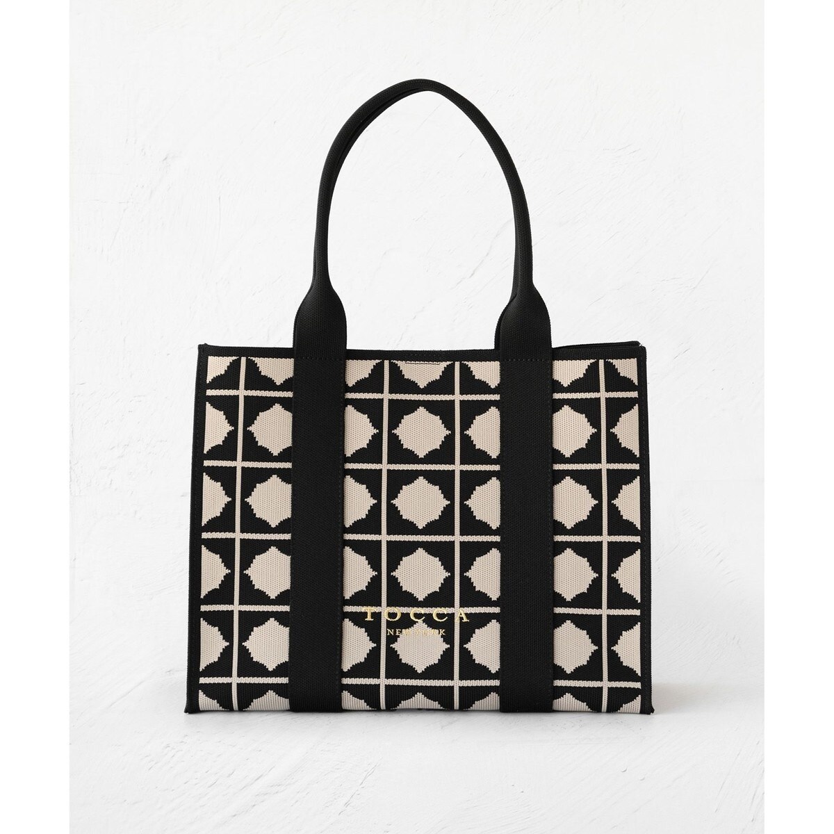 MARY QUANT★ シュリンクデイジーエンボス トート（ブラック） MA2521AW000280_fw_thumbM.jpg
