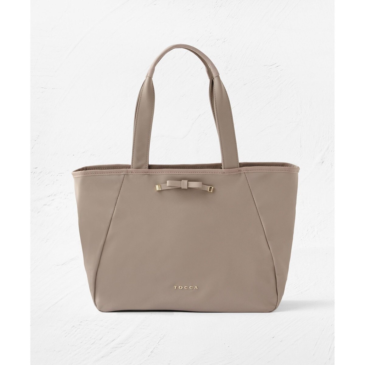 美品★TOCCA★KNOT IN HEART NYLONTOTE M TOCCA｜【大人百花掲載】KNOT IN HEART NYLONTOTE M トートバッグ M