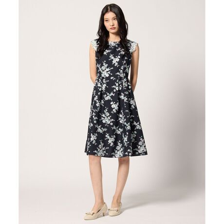 [^ԁFOPTOGA0020]2025 PRE FALL COLLECTIONMOONBOW BRIDGE [{E ubW̏íAƒŐ􂢂ł鏤iłBOf[VɗlXȐFʂȎgpԕ̎hJhXłBPF̎ł͂Ȃ߁AhJɉs悤ȎdオɂȂAƂ͈fUCɁBۂȂ؂₩AfĂ܂Bɂ[X`[t́A11Jɂ̃hX̂߂ɍ쐬MdȂ̂ƂȂĂ܂BÂۂŉĂ1͂B̋G߂⏉Hɂ̓WPbgJ[fBKɍ킹ĂfGłBhJ̃x[XƂȂ鐶n͑̂̃CE킸AKxȓƕ\A1NʂĂ܂BɂfނŃWPbgHDāAd̃V[Ȃǂł􂷂hXłBƊȂ؂YĂ܂Byfށz|GXe100%ŃVɂȂɂAYȃVGbgۂ̂ŁAꂵ₷fނłBy@\zL@\fނgpĂ܂BňFʁLkFF