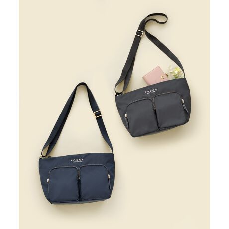 [^ԁFBOTZGW0671]2025 FALL WINTER COLLECTIONtgɂQ̃S[ht@Xi[|Pbg⃍SENE̎hJNXȃANZgɂȂiC|VFbgBɂt@Xi[|Pbg𑕔Anɂ͉וT₷l邢x_[J[`CXBE[͂Gȋ@\̍ꂢڃfUCɎdグĂ܂B}`肠蒷zybg{gAVt@Xi[tŉו̎^тSBsfC[̂łȂǁAANeBuȃV[֗ɍʂĂ܂yΉẮzEzi10~20cmjF̂݁ZEybg{gi500mljFZydlzE|PbgF2iI[vEWbvjEO|PbgF2iWbvjEO|PbgF2iI[v2j