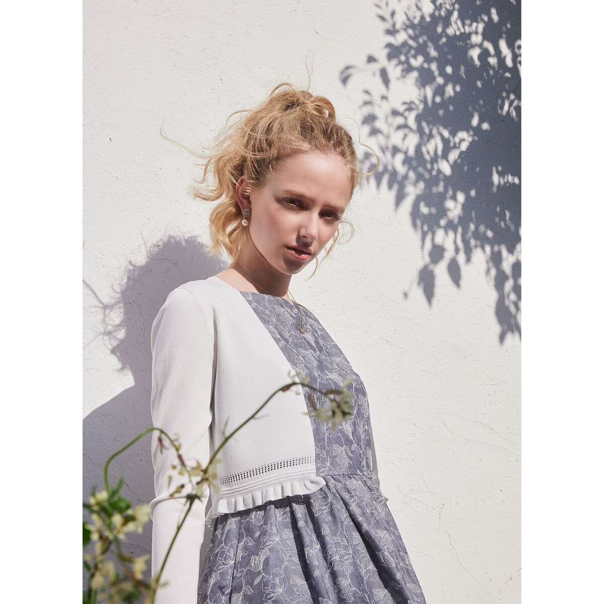 ADORE ベルベットプリーツレース2枚重ねブラウス FRILL BOLERO ボレロ 