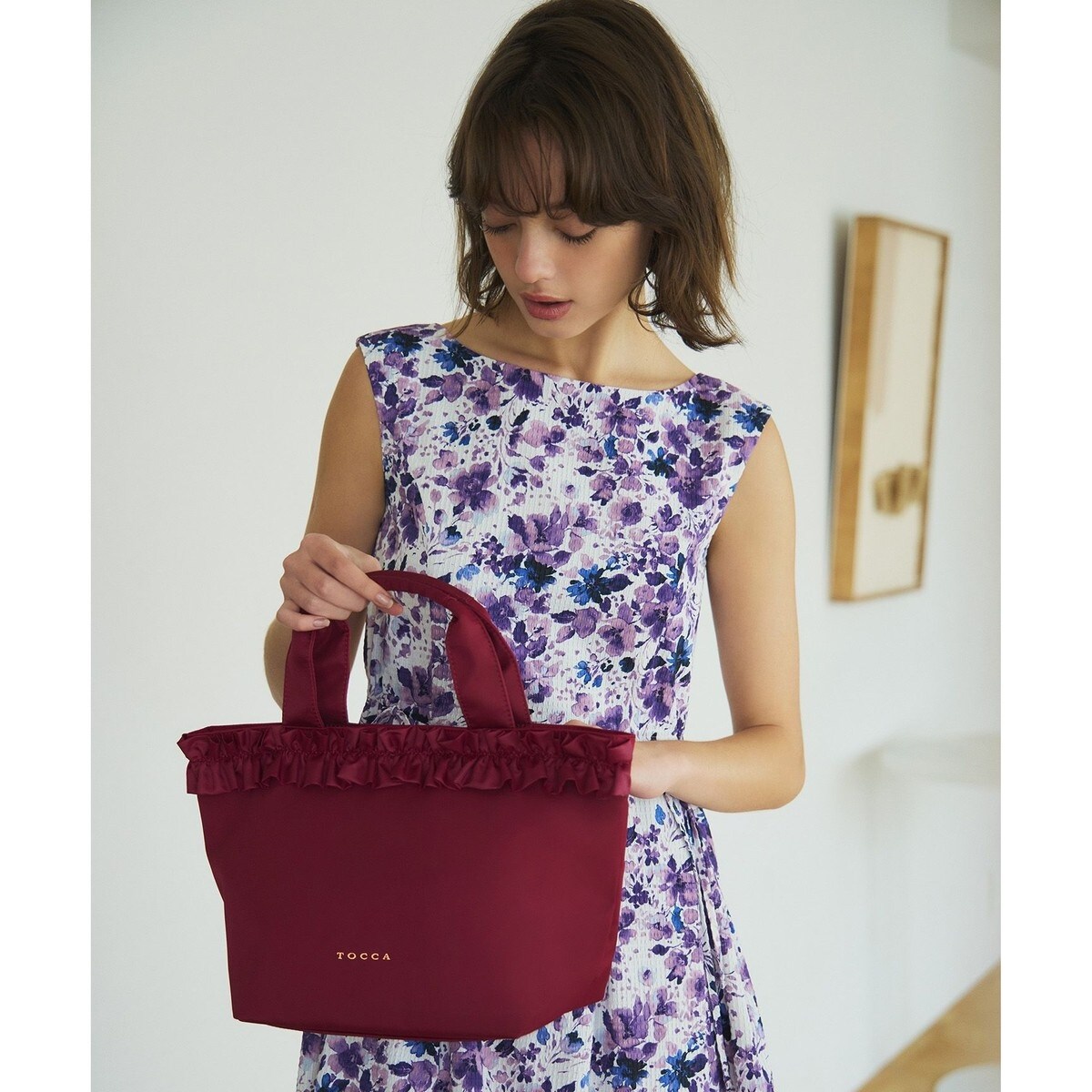 新品　tocca トッカ　FRILL A4 NYLONTOTE トートバッグ WEB限定＆一部店舗限定】【A4サイズ対応】BIG TOCCA TOTE L