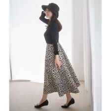 【消臭】MOONLIT FLOWER スカート