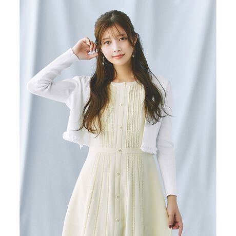 [^ԁFKRTOGW0310]2025 FALL COLLECTIONFRUIT AND NUTS t[c Ah ibc̏íAƒŐ􂢂ł鏤iłBhXɂƂĂRpNgȃTCYBԂ̃{^̐Ƀ`[̃tAL[gȃ{łBׂ߂̃tȂ̂ŉ؂₩ɂȂ肷ATOCCA炵vX܂BVvȑɉ؂₩ȃANZgYɂ҂ȕLg₷\ACeByfށztBbg悭`ꂢŁÂɎRɓ݂܂ByĒE₷fނŁA܂G߂̗[΍ɂ҂B򊴂YȃVGbĝ߃fC[JWAłȂAƂV[łĂ܂BňFLkF₠聙F