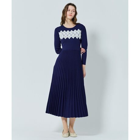 [^ԁFOPTOGW0540]2025 WINTER COLLECTIONNIGHT PETAL iCg y^̏íAƒŐ􂢂ł鏤iłBƂƔɂȂށA炩ȕSn悢jbghXBǂ݂̂fފAĝ̃CEAŜ钅SnĂ܂BXJ[g̓v[c̃fUCɂȂĂAc̃C邱ƂŁARƃX^CAbvĂDGȃVGbgɁBɂ͑@ׂȃ[X炢A炵_炩Əiȉ؂€vXBVvȒɂ悢ANZgA1łƒĂR[fBl[g؂₮AffUC͂łBŜɎ{ꂽƍׂȕ҂ݖڂ́AjbgłȂJWAɂȂ肷AiŁuƊv̂ۂ^Ă܂BItBX₿ƂoALV[Ŋ􂵂ĂAl̏ɂӂ킵ꒅByfށzƂĂĂꂵ₷fށB܂ÓdCɂAыʂɂłBLk邽ߒSnǂAN₩ȐFy߂܂BňFʁLkF₠聙F