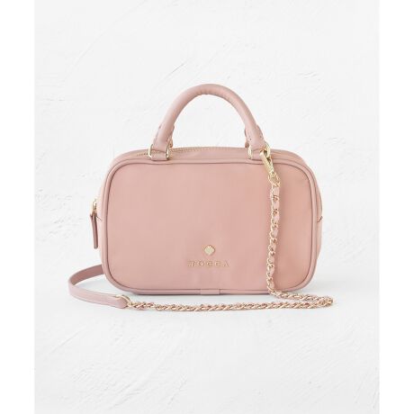 [^ԁFBOTZLM0004]2026 SPRING SUMMER COLLECTIONgh̉tH_łȁAiC̃~j{XgobOBƂĂyRpNgɌă}`肠̂ŁAX}z~jzȂǂ̎[XgXt[łBVvȃXNGA^͊p𗎂ƂĊۂ݂oAvŒJɃpCsOBSN[o[̃^ꂳ̉؂₩AtF~jȃjAX܂ƂĂ܂B`F[MIXO\ȃV_[̓NXŃGKgȃANZgBQWAYŕ\ς̂ŁAꂢڂJWAȃX^COƂDBtH[}Eʋ΁EfC[ȂǗlXȃV[̃R[fBl[gŊ􂷂ACełByΉẮzEzi10cm~20cmĵ݁ZEybg{gc/i500mljydlzE|PbgF2iI[vEWbvj