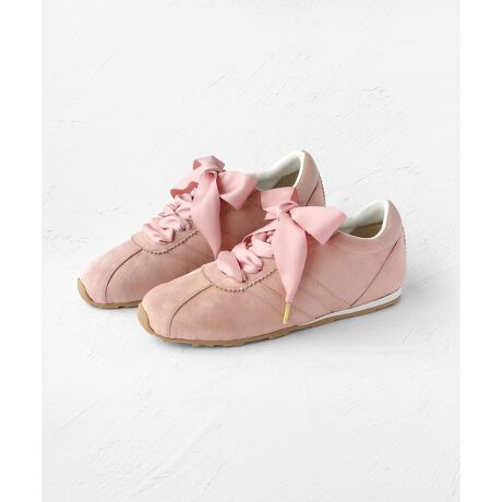 [^ԁFSETZLM0003]2026 SPRING SUMMER COLLECTIONg_ȃjAXgh̃XEF[hCNXj[J[́Aق̂tF~jłقǂ悭X|[eBB^̊~߂{܂ł߂̃\[TCĥ肰ȂCAJWAɂȂ肷X^CbVȃfUCB}bgȌ̂TȇڃV[[XEsLÕfBe[Öڂ̃GbZXƂȂA͂тɐSƂ߂X^CÕANZgƂčʂĂ܂B芴ŷŁAfC[̂o͂AsȂǂɂœKBJWAȃR[fBl[gɂ̓tF~jvXoAhXXJ[gɂtBbgXj[J[łBy@\zEL@\fނgpĂ܂BE@ۏ̓̍׋ۂ̑B}V[gĂ܂B