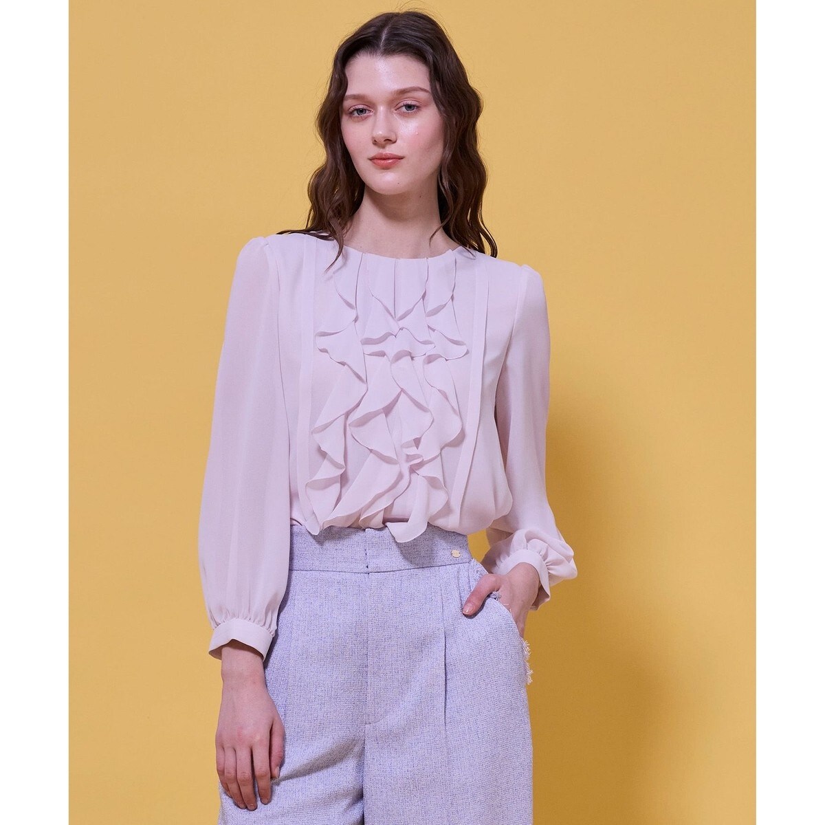 新品タグ付き⭐︎BOWTE（バウト）IENA別注ギンガムチェックフリルブラウス BOWTE/バウト 別注 ギンガムチェック フリルブラウス | イエナ(IENA