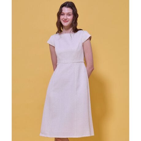 [^ԁFOPTOLS0035]2026 HOLIDAY COLLECTIONGLOW SILHOUETTE OE VGbg̏íAƒŐ􂢂ł鏤iłBiȃcC[hfނŎdĂAGKgȈۂ̃hXBEGXgɂׂ͍₩Ȑ؂ւAVGbgĂfUCɎdグ܂BT߂ȑ̘r肰ȂJo[A炵D͋Co܂Bp[eBȂǂ̉؂₩ȃV[͂AWPbgHD΃tH[}ȏʂɂ􂷂ꒅłBfނł肵WPbgƃZbgAbvł̂߂łByfށzcC[h̒悢݂Əiȕ\̂fނłBdoɂg₷y₩Ə_炩܂By@\zL@\fނgpĂ܂BňFʁLkFF