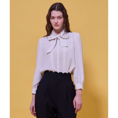 [^ԁFBLTOLS0055]2026 HOLIDAY COLLECTIONPROMISE RIBBON ROSETTE v~X { [b^̏íAƒŐ􂢂ł鏤iłBȂ߂炩ŃpE_[ȑfނgpiȃuEXBtgɂ^bNfUCc̃CAƂVGbgoBɁA傫߂̃{E^CNVJȃANZgƂȂAVvȂۓIȃX^C܂BWPbgJ[fBK̃Ci[ƂĂiɉfAƊ߂ʋ΂wZsɂ߁B1ŒĂ؂₩ŁAIIt܂ŕL􂷂閜\ȈꒅłBfނł肵hX܂ByfށzpE_[ȕ̎gpAȂ߂炩ȃ^b`Ɨ̃W[[bgfނłB܂AC[W[PAɕx񂾑fނłBy@\zL@\fނgpĂ܂BňFʁLkF₠聙F