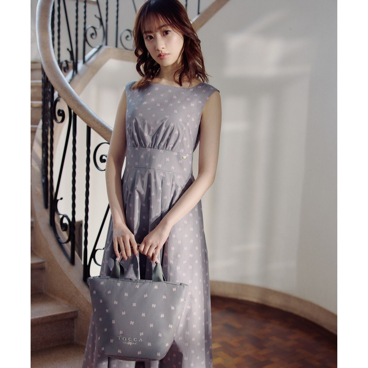 SKIPPING ICON TOTE トートバッグ【星風まどかさん着用・WEB＆一部店舗
