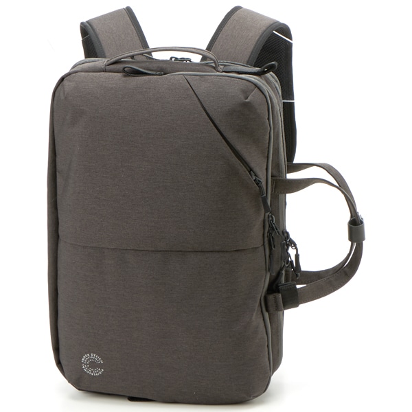 PID】収納力のある多機能ビジネスリュック | ピー・アイ・ディー(PID