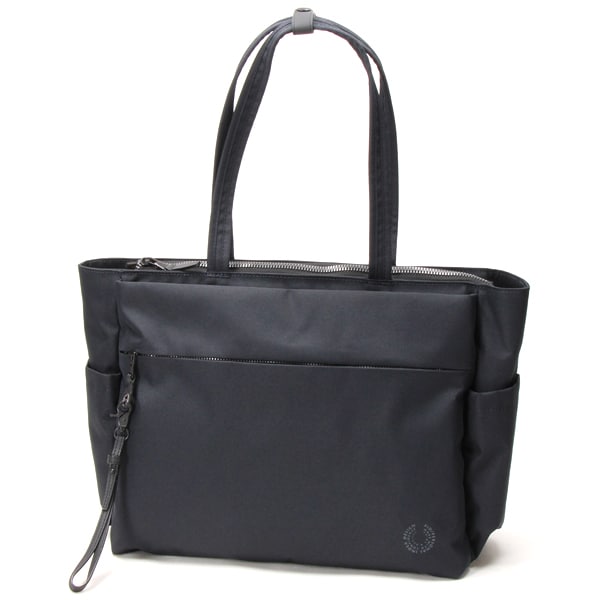 定番のスクエアデザインで機能性も抜群の持ち手収納コーデュラ3WAY