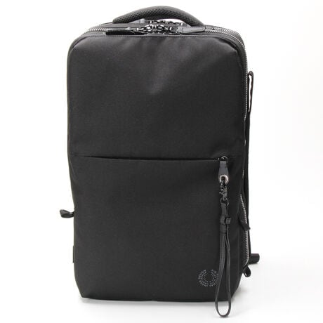 [^:PAN206]gȂƂɂyʉAR[f̃RpNgrWlXbNBʃt@Xi[̃IWiL[OXgbv͎OĎgƂł܂BOʃ|Pbg̓I[KiCU[@\gѓdbyA蒠Ȃǂ܂Ƃ߂Ď[Bwʑt@Xi[PE^ꂽړpPC|Pbg𑕔ƁAɂ͏o₷ʃ|PbgtBbVdl̏cnhARpNgȉnhBwʂ̃L[Ip̃ohɂ́AbNV_[gȂƂ[ƂĂBbNV_[̃xgEn[lXxgŕɍ킹Ē\Byċ@\ڂ̃rWlXbNłB