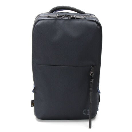 [^:PAN206]gȂƂɂyʉAR[f̃RpNgrWlXbNBʃt@Xi[̃IWiL[OXgbv͎OĎgƂł܂BOʃ|Pbg̓I[KiCU[@\gѓdbyA蒠Ȃǂ܂Ƃ߂Ď[Bwʑt@Xi[PE^ꂽړpPC|Pbg𑕔ƁAɂ͏o₷ʃ|PbgtBbVdl̏cnhARpNgȉnhBwʂ̃L[Ip̃ohɂ́AbNV_[gȂƂ[ƂĂBbNV_[̃xgEn[lXxgŕɍ킹Ē\Byċ@\ڂ̃rWlXbNłB