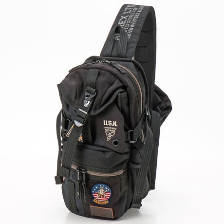 [^:AVX305N]AVIREX\G-1̃fUC𗎂ƂTOPGUNV[YoBre[Ŵ悤ɎdオGuby|CgB[͔QŎO\ȃ|[`tŕtĂADȂƂɕtւ邱ƂłBtɂ̓}bgubNR[eBO{AČRgpĂ|[`ƓdlɂȂĂB