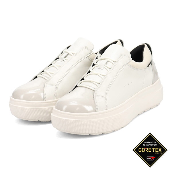 マドラスウォークゴアテックス厚底牛革スニーカーホワイト24.5cm レディース 【GORE-TEX】madras Walk より足馴染みの良い革