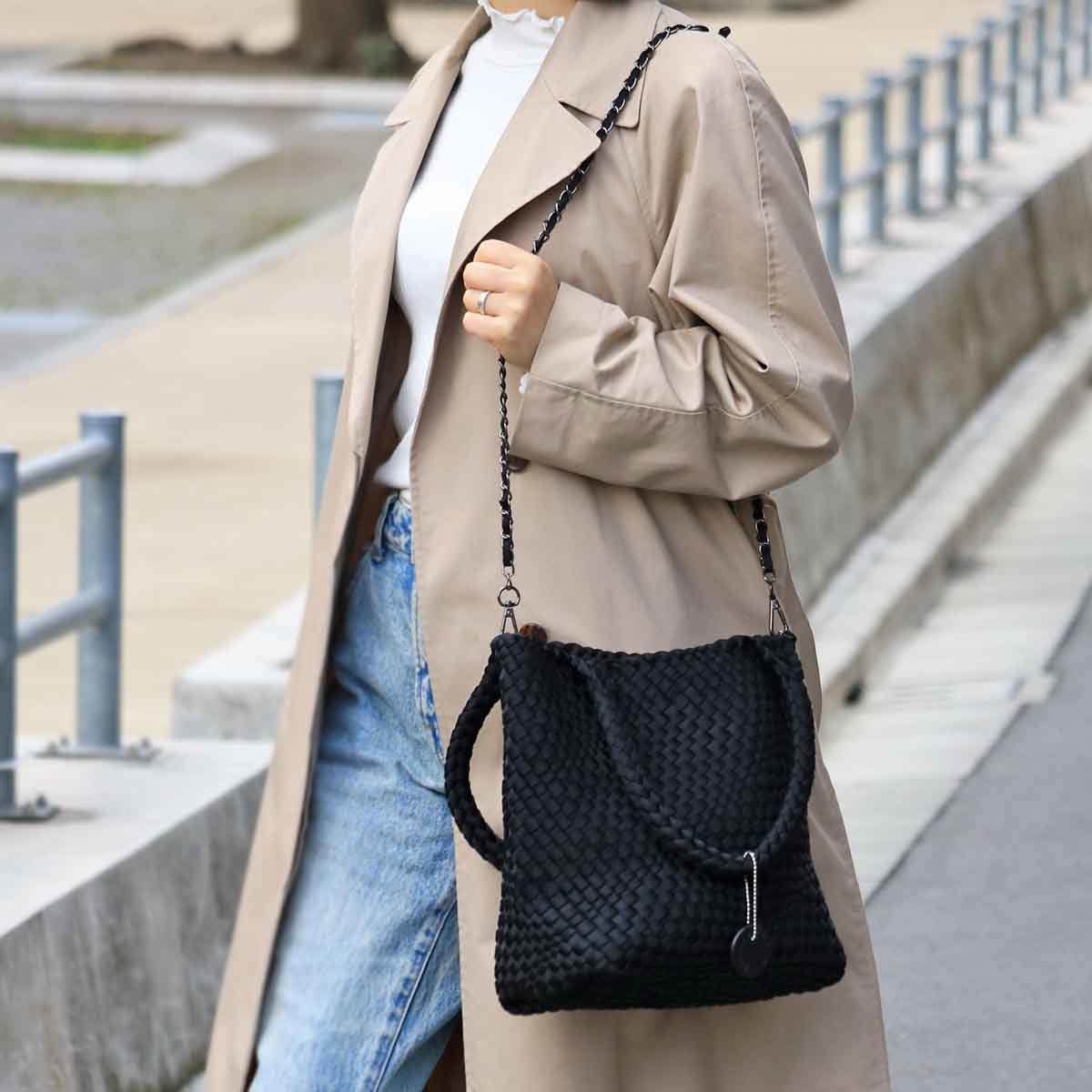 モデロ MODELLO 艶のあるメッシュ素材の大人アイテム 新作 メッシュ