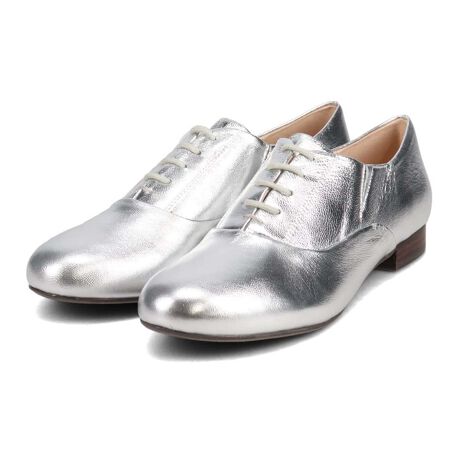 [^:DML8803]MODELLO ㎿ȃU[gpĂA_炩ɗDSnłBHfUC̓VvŐĂA܂܂ȃX^Cɍ킹₷ꑫłB܂ABStĂ邽߁AEȒPŃXgXȂg܂BfC[[XItBXV[܂ŕL􂷂邱̃V[YłB