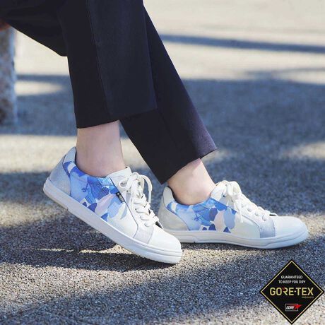 [^:MWL1022B] yGORE-TEXz}hXEH[N madras Walk  }`vg[XAbv U[Xj[J[hE@\GORE-TEXt@uNXgpB̐Zhł͂ȂAC̏ꂽCOɓAɃhCŉKɕۂ悤݌vĂ܂BgxEEH[LOȂǁA܂܂ȃCtX^C̃V[ŁAJ̓̓AłCyɗ鍂@\V[YłBԃfUCMWL1022Ƀ}`J[vgV[YVoꂵ܂B_ɑFyCg{lȌIȈꑫɎdグ܂B