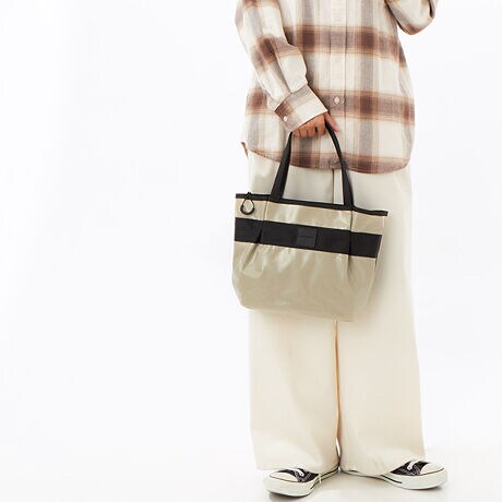 [^:010183200]̗͂ǂfނgAłJłCɂgobOV[YłBȐnɂoub̕\ʉH{ngpĂA\tgȃGî悤ȎƁA[݂̂FVNȈۂ̃obOɂȂ܂B@\ƃfUCۂApIȂƂ낪|CgłBd┃ȂǕigƂĂɕ֗ŁAVɍEꂸ̂ŁAZT|[gĂfC[V[YłBU L[u Iu Gt@the cube of ef@}VEGhEîCɓo^ēׂ݌ɂ킸ȎAN[|Z[̊JnȂǂm点܂BЂo^肢܂BuĥCɓo^ViēׂȂǂm点܂BЂo^肢܂B