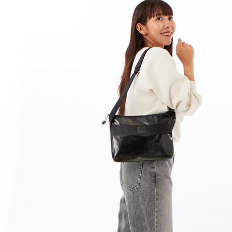 [^:010183000]̗͂ǂfނgAłJłCɂgobOV[YłBȐnɂoub̕\ʉH{ngpĂA\tgȃGî悤ȎƁA[݂̂FVNȈۂ̃obOɂȂ܂B@\ƃfUCۂApIȂƂ낪|CgłBd┃ȂǕigƂĂɕ֗ŁAVɍEꂸ̂ŁAZT|[gĂfC[V[YłBU L[u Iu Gt@the cube of ef@}VEGhEîCɓo^ēׂ݌ɂ킸ȎAN[|Z[̊JnȂǂm点܂BЂo^肢܂BuĥCɓo^ViēׂȂǂm点܂BЂo^肢܂B