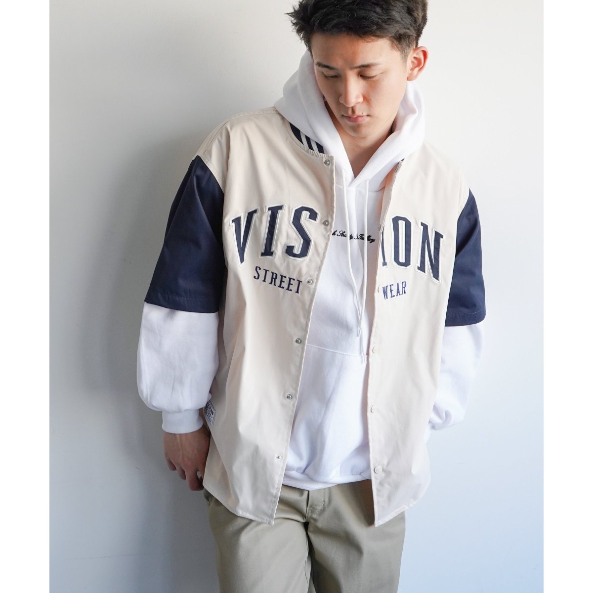 VISION STREET WEAR ビジョンストリートウエア カレッジロゴスタシャツ