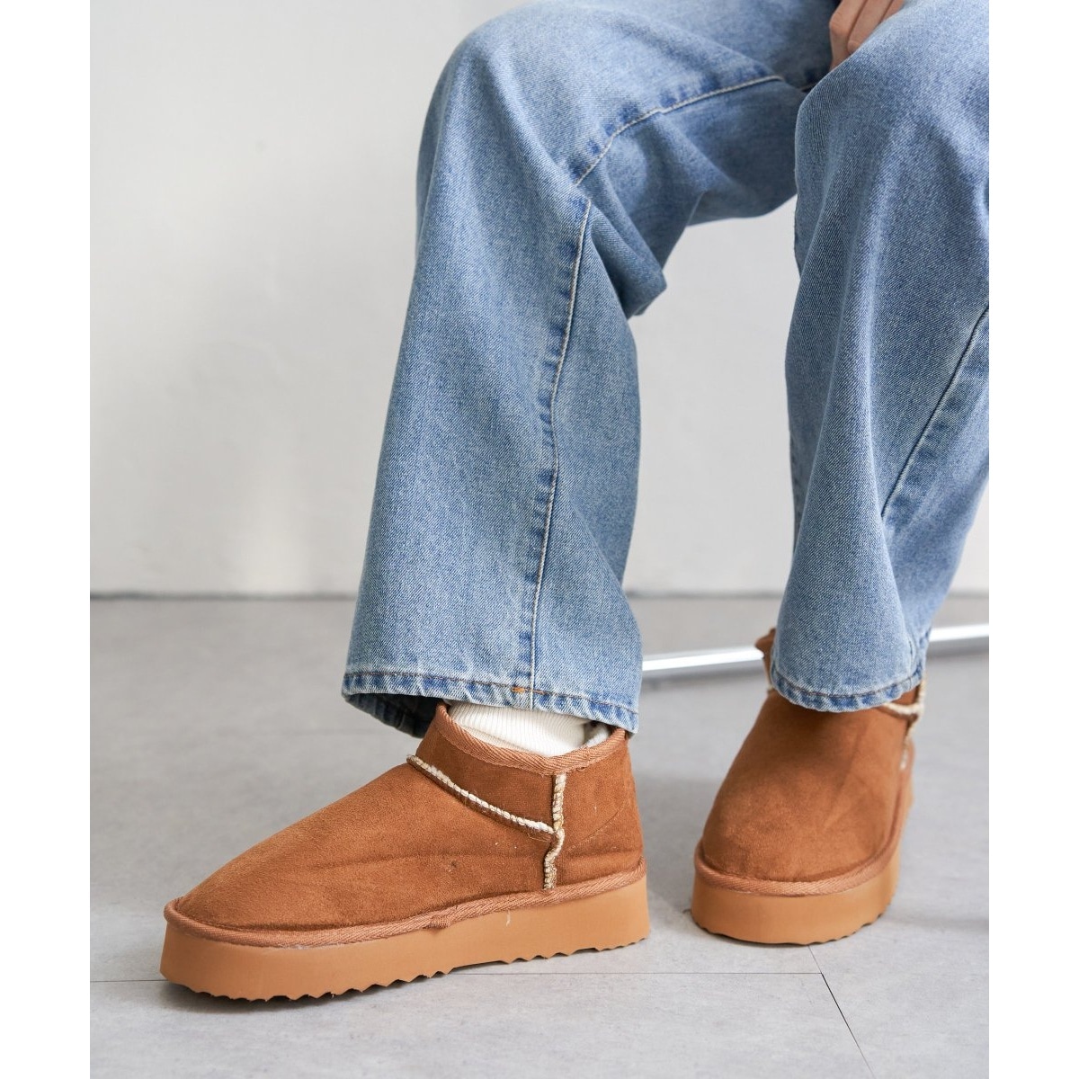 [}C][gu[c/@XGNX`FWiVENCE EXCHANGEj L