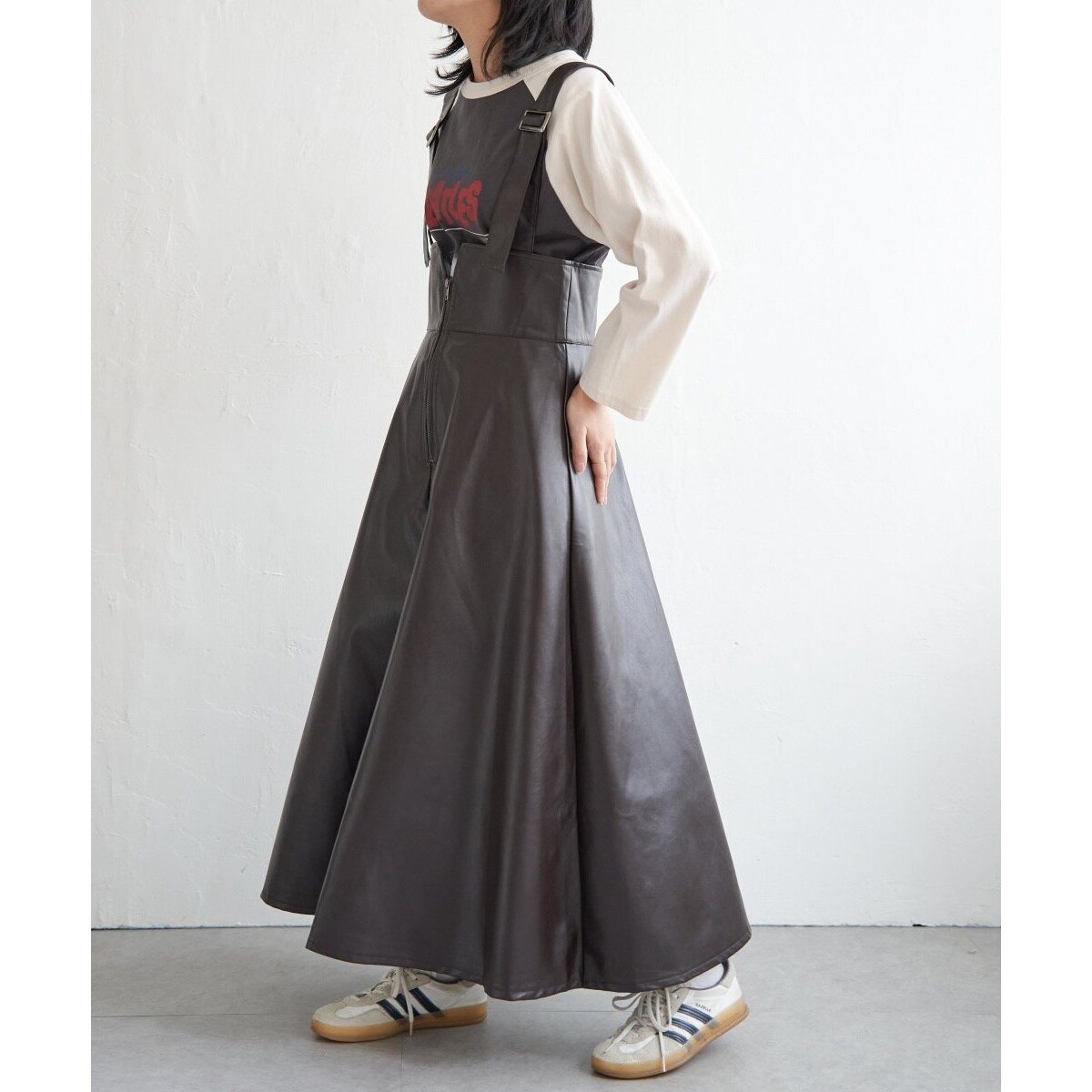 [}C]WXJ/@XGNX`FWiVENCE EXCHANGEj uE