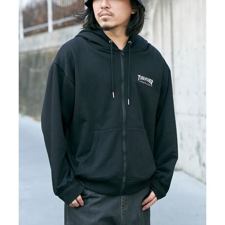 [^ԁF35350122]XP[^[t@bV̑㖼łuTHRASHER^XbV[vWbvp[J[oIfC[g₷AVvȃfUCłByfށzV[Ypł闠ёfށByfUCz{t[hɂ݂̃ShJ܂BƗ]T̂I[o[TCÝAgh͂AC[hX^Cɂ􂵂܂By߃R[fBl[gzfj`mpƍ킹ĉ̃XP[^[t@bVy񂾂ACi[ɃSTVcd݁AWbvJăS锲X^CɃrbOTCYŒp̂߂łByYEfB[XǂOKIzjZbNXŒp\ȃACełBY͂A̕p̂߁Bp[gi[Ƃ̂R[fIyTHRASHER XbV[zXbV[E}KW琶܂ꂽXP[^[ȂPx͓n[hAN[ȃuhI1981NɃTtVXREric SwensonAFausto VitellonČ킸ƒmꂽUSA\XP[g{[h厏THRASHER MAGAZINEBG̊sɗ܂炸̃uhƂĂ̒nʂ͐E̎҂̊ԂŊmł镨ƂȂĂBXP[g{[h̘gɂƂꂸEFAAA[g[NAbNÃXChX|[cEɒuĂ̓Ǝ̐Eς͂킻̎̃TuJ`[̑㖼ɂȂĂƌĂߌł͖BInstagramɂċߓ\̃ACe⃋bNЉĂ܂B@vence_sharestyle