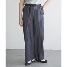 ヴァンスエクスチェンジ(VENCE EXCHANGE)の楊柳ストライプベルト付きパンツ