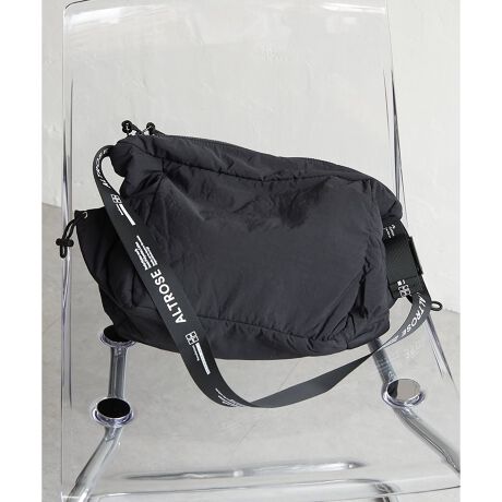 [^ԁF29710747]ghƋ@\AǂV_[obOB~j}ȃfUC̒ɃSXgbvffUCłByfށzyʂőϋvɗDꂽiCfނgpBVANeBuȓɂΉA^tɎĝ͂łByfUCzRpNgȂ[͂̂{fBɁATChɂ̓hXgt̃|PbgzuBybg{g⏬Ɏoĕ֗łBV_[Xgbvɂ̓SzAghCNȌڂɁBy߃R[fBl[gzXg[ĝXEFbg~J[SpcɎ΂߂āA肰ȂSANeBuȃX^CɁBVvTVc~fj̃c[R[fɂ邾ŁA{ȃ[hvX܂BInstagramɂċߓ\̃ACe⃋bNЉĂ܂B@vence_sharestyle