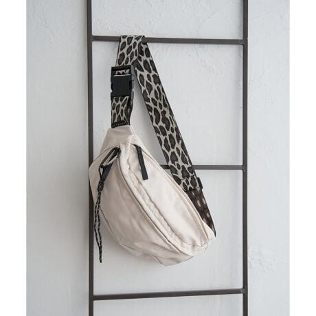 [^ԁF29710746]ȋɂق̏̃ANZgY{fBobOBX^CɃnAR[fBl[gɗnސ▭ȃoX͂łByfށzyʂvȃiCfނgpBfC[[Xɂ҂ŁAANeBuȃV[ɂΉ܂ByfUCzobO{͖̂nŃ~j}ɎdグAV_[XgbvɃAj}zfUCB肰Ȃ咣郌Ip[hƃ[u2FWJBy߃R[fBl[gzT~fjȂǂ̃x[VbNX^Cɍ킹邾ŁACɂȂꂽۂɁBs[XWXJɍ킹Ď΂ߊ|̂߂łBInstagramɂċߓ\̃ACe⃋bNЉĂ܂B@vence_sharestyle