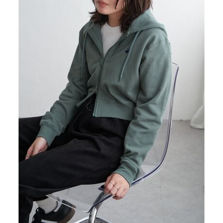 [^ԁF29090478]ghӂV[g̃NbvhtWbvp[J[BJWAɂ[hɂU閜\ACeŁAG߂̕ςڂ⃌C[hX^Cɂ҂̈ꖇłByfUCzN炵NbvhɁA_uWbvdlŒȂ̕LfUCBɂ̓uh̏ےł|S̃|CghJ{AT߂Ȃmȑ݊o܂By߃R[fBl[gzCi[Ƀ^NgbvNbvhT킹āAnCEGXg{gƑgݍ킹Ɗ؍ۂBOVc⃏s[X̏ɉHDāA䊴̈ႢyރX^C߁ByBEVERLY HILLS POLO CLUB/ro[qY|Nuz1982NAT[X̍ZXro[qYŐ܂uhBp܂̓`Zg|h̎gfBVi}Chx[XɁAEGXgR[Xg̗zCŖ邢NIȃC[WRZvgBInstagramɂċߓ\̃ACe⃋bNЉĂ܂B@vence_sharestyle