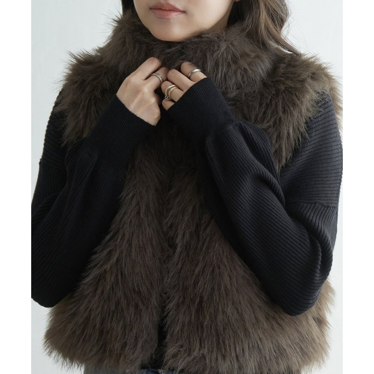 レディース ダウンベスト（中綿含む） (ショート丈) の一覧 | マルイ