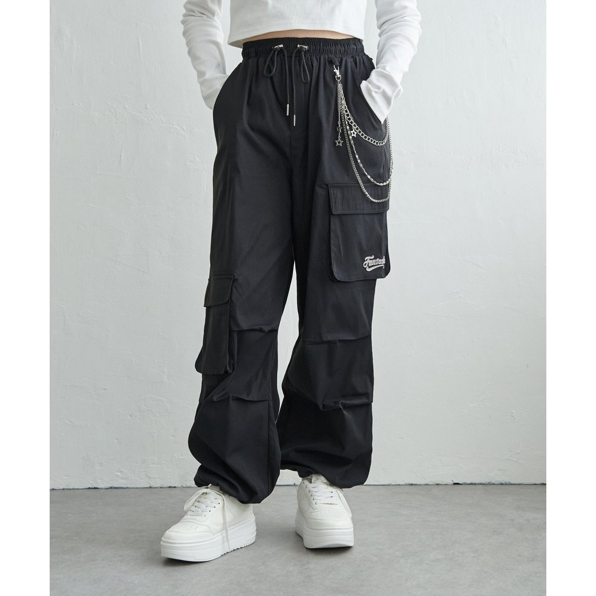 チェーン付きカーゴパンツ | ヴァンスエクスチェンジ(VENCE EXCHANGE