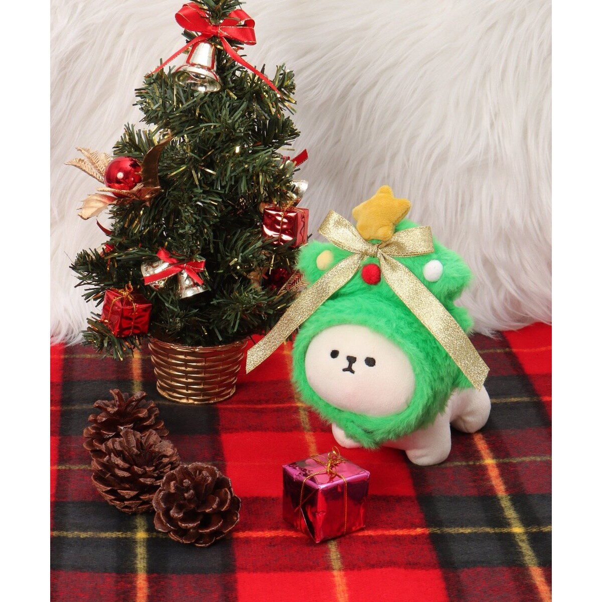 ローラアシュレイ　クリスマスセット　クッション&オーナメント ローラ アシュレイからクリスマス限定コレクション登場、白銀の