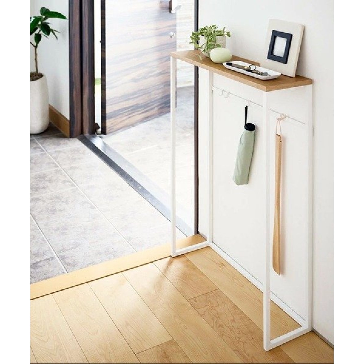 [}C]yWEBztower R\[e[u/LBCiLBCj zCg