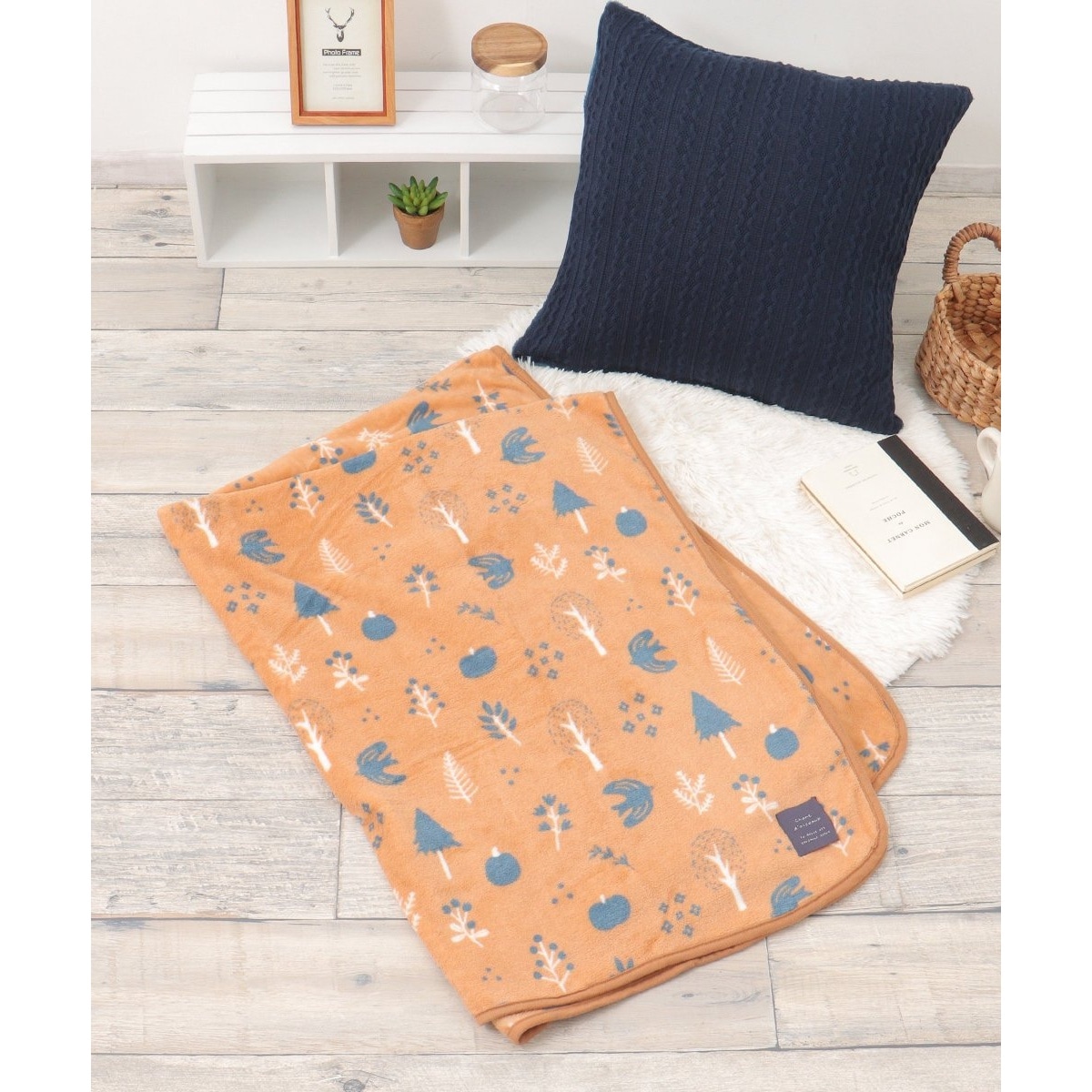 [}C]tHXg}CNuPbg M/LBCiLBCj eRb^