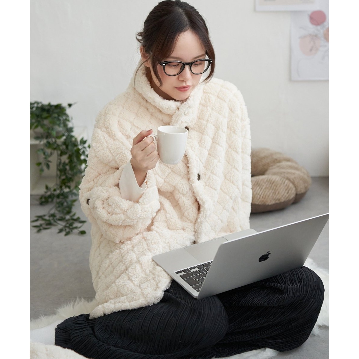 [}C]LPbgKE/LBCiLBCj ItzCg