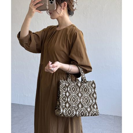 [^ԁF30294845]݂̂WK[hD萶nɁA肰Ȃf郍ShJ~jTCY̎񂰃obOB؂₩̒ɗiȘȂ܂ŁAƂOoTuobOƂĂ􂵂܂Byfށz݂D萶nɃShJByfUCzRpNgȃTCỸ~j񂰂łBy|CgzEڈȏ̎[́i15cm}`ł[jE͈SxgXibvtE͍gŃɂAʂ