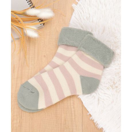 [^ԁF30419499]ڂɂyNу\bNXB[V[Y╁igɂyfށzNёfށ^ByfUCzNёfނ̂\bNXB͂߂̏Ȃ炩fނłBy|CgzG߂ɑ劈̊y\bNX́AMtgɂ߂łB