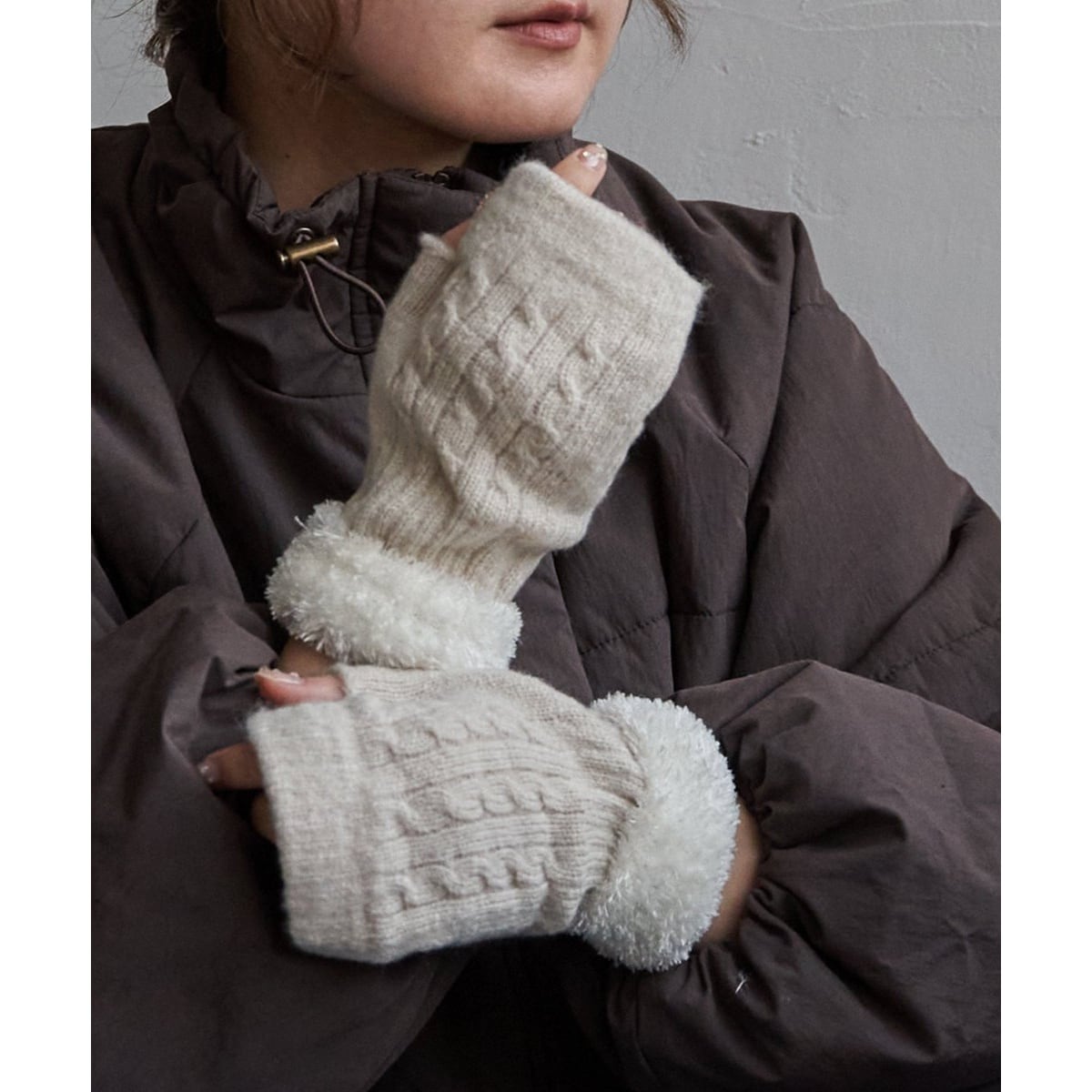 [�}���C]���n�J�t�X�t�@�[�j�b�g�O���[�u/LBC�iLBC�j �z���C�g