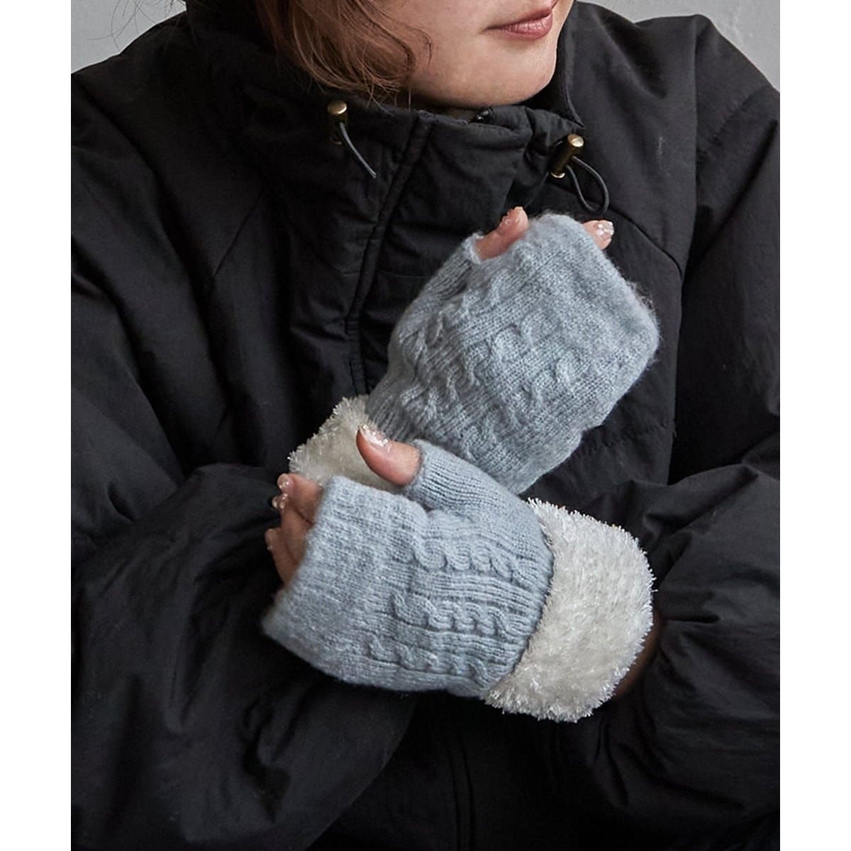 [�}���C]���n�J�t�X�t�@�[�j�b�g�O���[�u/LBC�iLBC�j �u���[