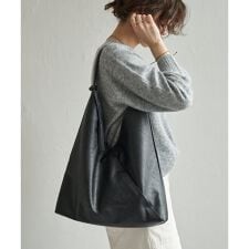 洗える合皮三角マチありショルダーバッグ