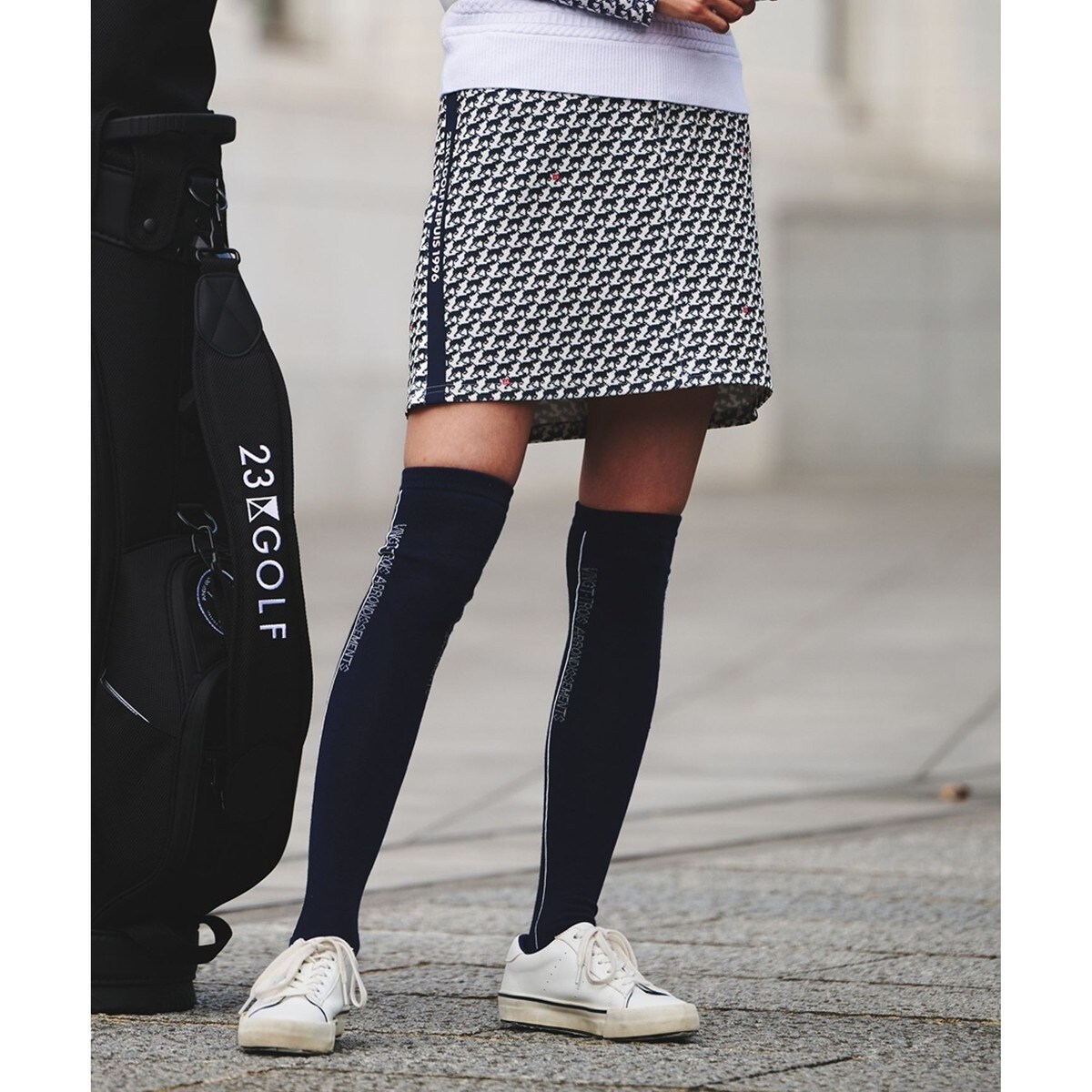 定価27500円 23区ゴルフ ダイヤキルト中綿スカート 新品タグ付き ホワイト 23区ゴルフ ダイヤキルト中綿スカート 新品タグ付き ホワイト