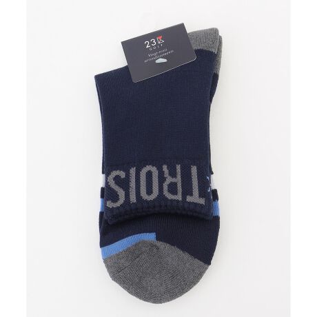 [^ԁFGN1PGM0501]ɃS}[N{ꂽ15cm̃V[g\bNXBbɔzFCꂽfUĆA킹EFAI΂􂷂閜\1łBbƒɃT|[gʂCSnɂDĂ܂B