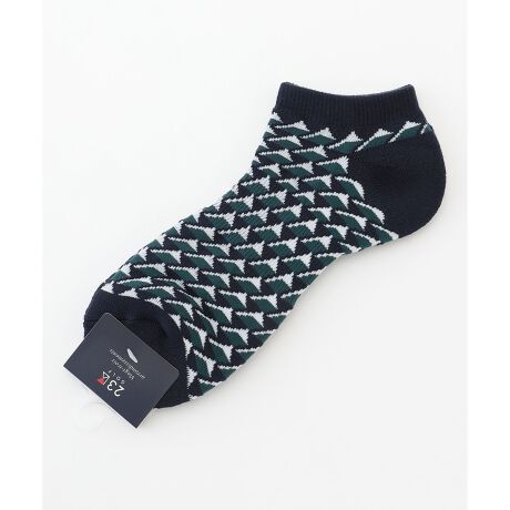 [^ԁFGN1PGW0301]GߊӂtbOڂ؂₩AN\bNXfUCV[Ye[}̃tbOSʂɕ҂ݍ񂾑݊̂AN\bNXłBɔzS[hCiȉ؂₩YAVvȃR[fBl[gɂANZgvXBbɂ̓T|[g@\AɂtBbgĉKȗSnĂ܂BX|[cV[͂AigSt̃EhłB肰Ȃoł邽߁AMtgƂĂ΂ꑫłBfޖȁAANAiCA|E^oX悭zA_炩Ƒϋv𗼗BɁAhLEhیʂ̂鎅gpĂ邽߁AԂ̒płKŐɕۂĂ܂B₷G߂łSĂg@\͂łBi摜̓TvgpĂ邽߁Aۂɂ͂鏤iƐFTCYAו̃fUC̎dlɎ኱̕ύXꍇ܂B\߂B